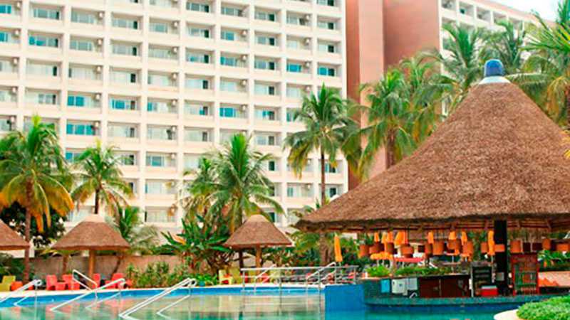 hot beach resort olimpia 1