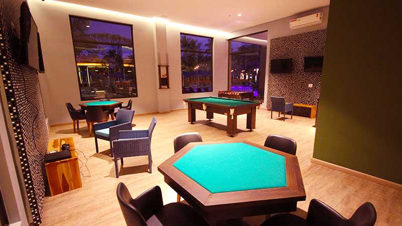 hot beach resort olimpia 18