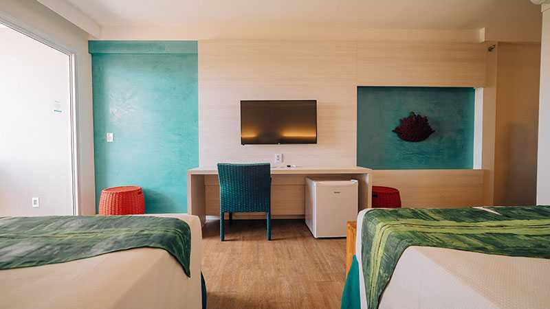 hot beach resort olimpia 30