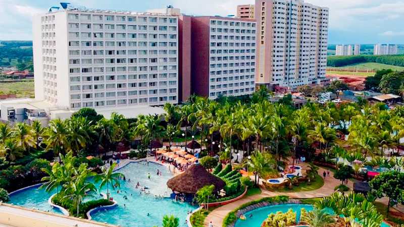 hot beach resort olimpia capa