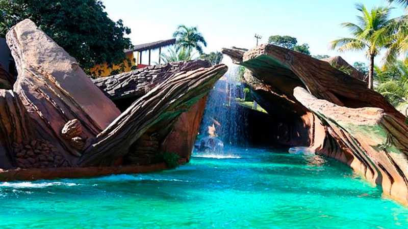Parques e Resorts Principais atracoes hot beach 11