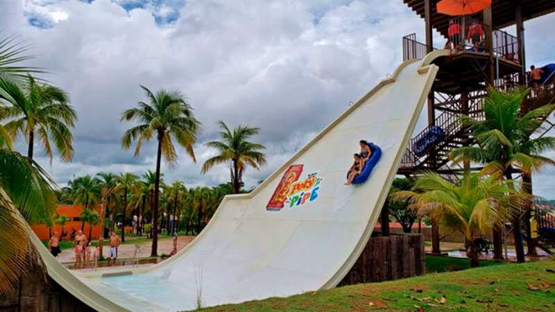 Parques e Resorts Principais atracoes hot beach 6