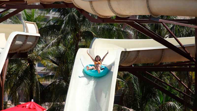 Parques e Resorts Principais atracoes hot beach 9